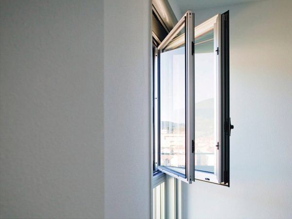 Ventanas Cortizo. Más de 30 años trabajando con ventanas de PVC como de ALUMINIO. Aluminios Pumeda.